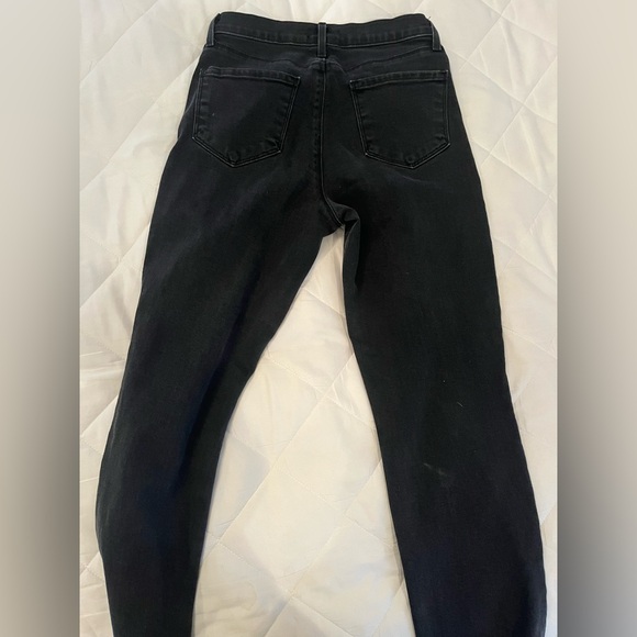 Beautiful and soft faded black jeans by l’Agence. - Picture 2 of 3